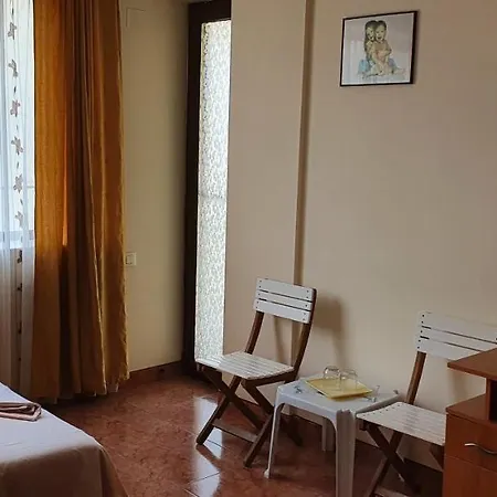 מלון Raduinea 3*